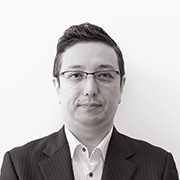 プロフィール写真: 村井 雄一